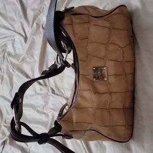 EUC Dooney & Bourke handbag